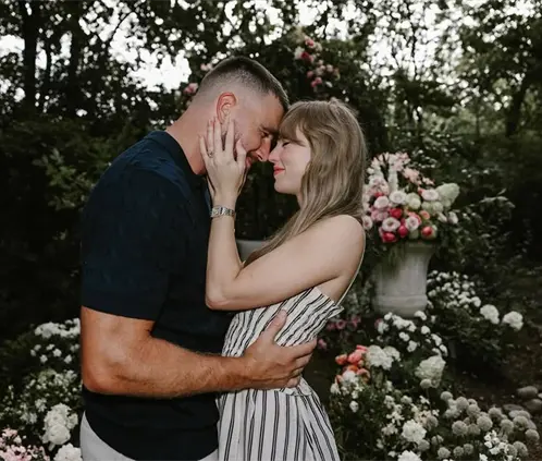 Travis Kelce revela detalles de su compromiso con Taylor Swift