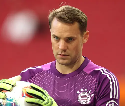 ¡El más viejo! Manuel Neuer hace historia en Champions League (Photo by Alexander Hassenstein/Getty Images) ¡El más viejo! Manuel Neuer hace historia en Champions League (Photo by Alexander Hassenstein/Getty Images)
