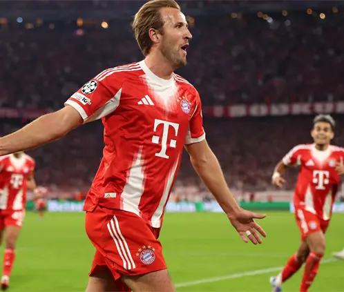 El Bayern Múnich y el Chelsea se enfrentaron en la primera jornada de acciones de la UEFA Champions League. El Bayern Múnich y el Chelsea se enfrentaron en la primera jornada de acciones de la UEFA Champions League.