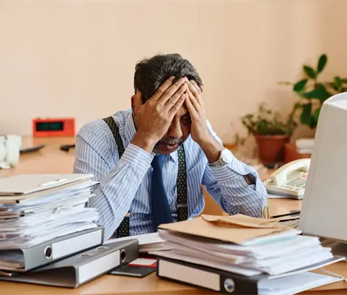 Estrés laboral: 7 técnicas que sí sirven para mantener la calma (Foto: Canva) Estrés laboral: 7 técnicas que sí sirven para mantener la calma (Foto: Canva)