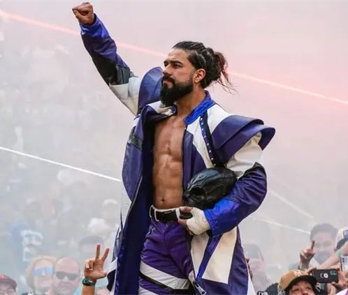 Andrade podría ser la sorpresa del 92° Aniversario del CMLL. @WWE Andrade podría ser la sorpresa del 92° Aniversario del CMLL. @WWE
