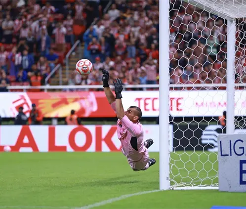 Nahuel Guzmán llegó a 200 partidos sin recibir gol con Tigres. @TigresOficial