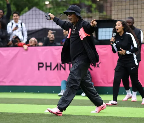 Ronaldinho será el encargado de entregar el Balón de Oro 2025. Getty Images