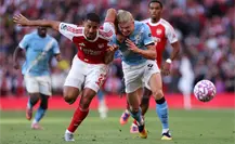 Arsenal empata de última hora contra Manchester City que sigue en crisis