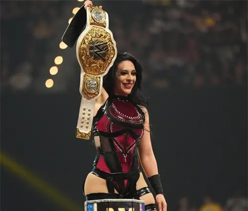 Stephanie Vaquer disputará el Crown Jewel Championship en octubre tras convertirse en Campeona Mundial Femenil de la WWE. @Steph_Vaquer