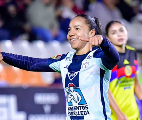 Charlyn Corral pone en riesgo su quinto título de goleo (Foto: @TuzosFemenil X)