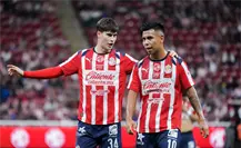 La Hormiga González y los jóvenes dan la cara por Chivas