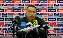 VIDEO | Efraín Juárez se calienta con un reportero: “¿A quién matamos?”
