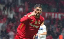 Paulinho consigue su tercer triplete desde que llegó a Toluca Paulinho consigue su tercer triplete desde que llegó a Toluca