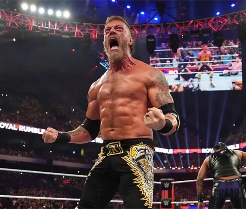 Cope, conocido como Edge en WWE, dejaría la WWE para grabar la serie de Percy Jackson en Disney Plus. @RatedRCope