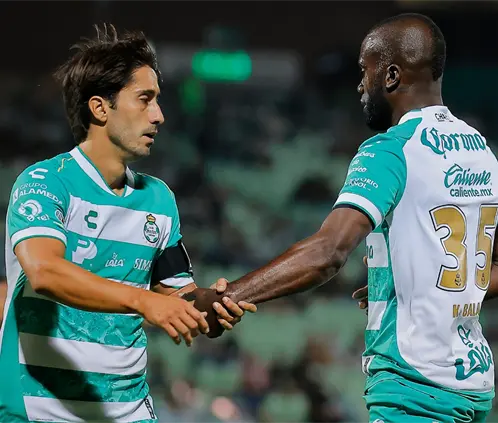 Cristian Dajome se convierte en el héroe de la película para Santos Laguna (Getty images)