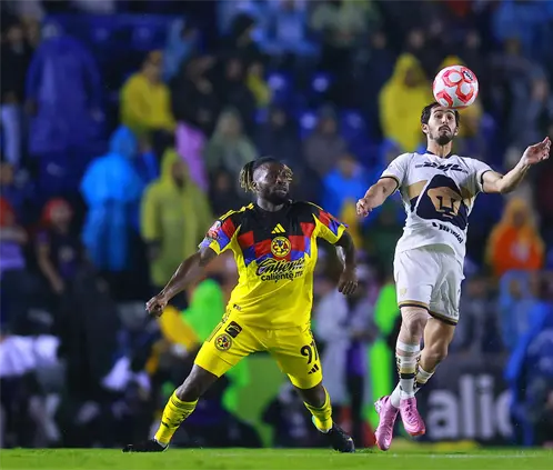 Se burlaron de Allan Saint-Maximin y su respuesta fue mucho mejor (Photo by Manuel Velasquez/Getty Images)