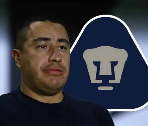 Efraín Juárez no ha encontrado regularidad como técnico de Pumas, lo que le ha costado entrar a un oscuro registro del club.