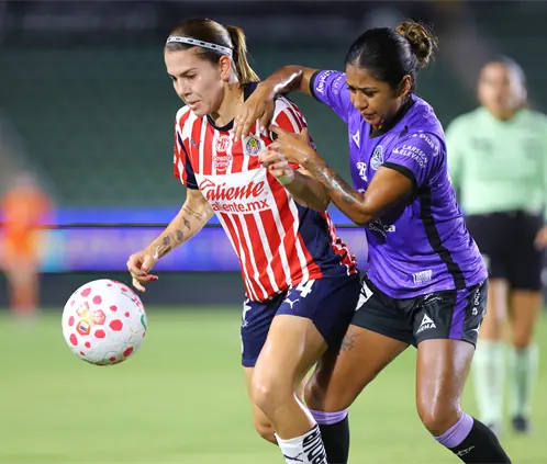 Chivas consigue su cuarta victoria consecutiva en la Perla del Pacífico