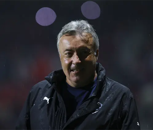 Domenec Torrent va por su décimo triunfo al frente de Rayados. Getty Images
