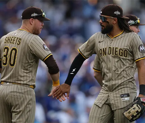 El extraño motivo por el que llaman Padres a San Diego en Grandes Ligas (Photo by Michael Reaves/Getty Images)