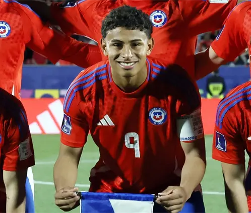 Juan Pablo Rossel, capitán de Chile en el Mundial sub 20, estaría interesado en firmar con Tigres por su admiración hacia el ex felino Eduardo Vargas. @Cruzados