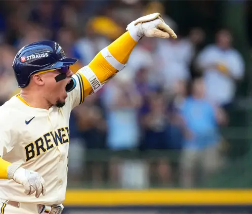 Los Brewers recibieron el primer juego de la Serie Divisional de la Liga Nacional, para enfrentarse a los Cubs.