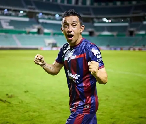 El Hobbit volvió a marcar con el Atlante. El Hobbit volvió a marcar con el Atlante.