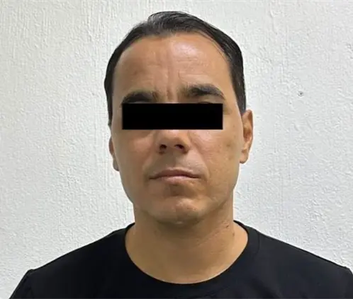Omar N , ex delantero de Chivas, es investigado por presunto abuso de menores en el estado de Jalisco. @FiscaliaJal Omar N , ex delantero de Chivas, es investigado por presunto abuso de menores en el estado de Jalisco. @FiscaliaJal