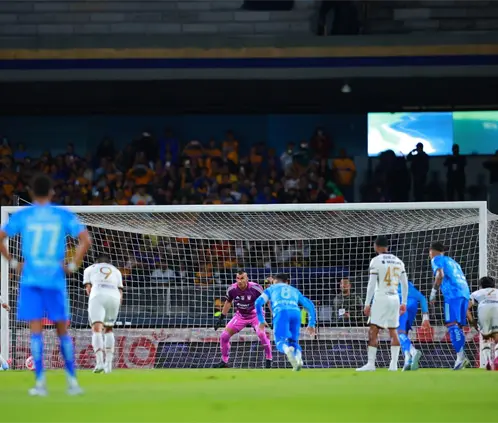 Tigres, víctima de penales y decisiones arbitrales (Getty Images-Héctor Vivas)