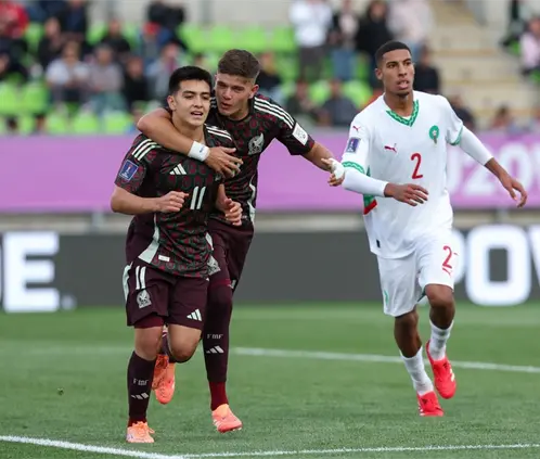 El Chile vs. México del Mundial sub 20 se jugará a las 5 de la tarde, hora de México, en lugar de la 1:30 de la tarde. @miseleccionsubs El Chile vs. México del Mundial sub 20 se jugará a las 5 de la tarde, hora de México, en lugar de la 1:30 de la tarde. @miseleccionsubs