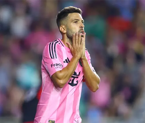Jordi Alba anuncia su retiro definitivo del futbol profesional (Photo by Megan Briggs/Getty Images) Jordi Alba anuncia su retiro definitivo del futbol profesional (Photo by Megan Briggs/Getty Images)