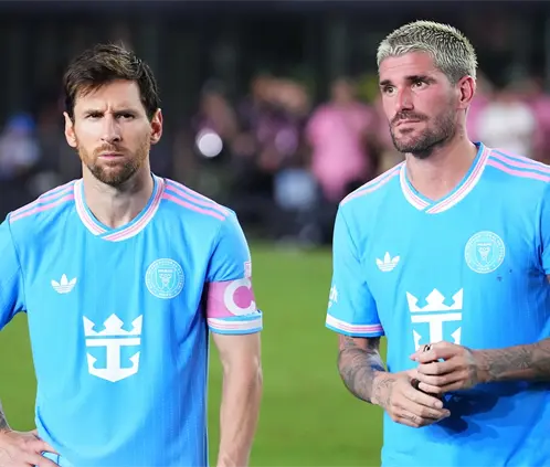 Inter Miami planea un superequipo para Messi sin Busquets ni Alba (Photo by Rich Storry/Getty Images) Inter Miami planea un superequipo para Messi sin Busquets ni Alba (Photo by Rich Storry/Getty Images)