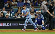 Los Phillies apalean a los Dodgers y se mantienen con vida en la Serie Divisional
