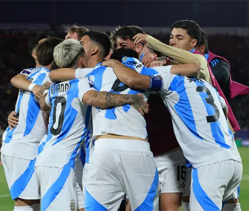 La Selección de Argentina sumó su octava victoria sobre México en Mundiales, volviendo al Tricolor en su mayor cliente. @Argentina La Selección de Argentina sumó su octava victoria sobre México en Mundiales, volviendo al Tricolor en su mayor cliente. @Argentina