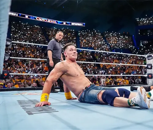 John Cena volverá a luchar en la WWE hasta el 10 de noviembre. @WWE John Cena volverá a luchar en la WWE hasta el 10 de noviembre. @WWE