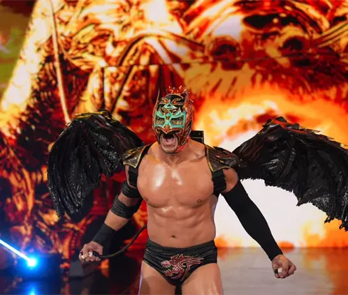 El mexicano Dragon Lee tendrá una oportunidad de luchar por el Campeonato Mundial de Parejas de la WWE junto a AJ Styles. @WWE El mexicano Dragon Lee tendrá una oportunidad de luchar por el Campeonato Mundial de Parejas de la WWE junto a AJ Styles. @WWE