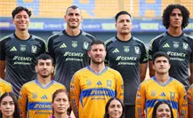 Tigres y Tigres Femenil se toman la foto oficial del Apertura 2025