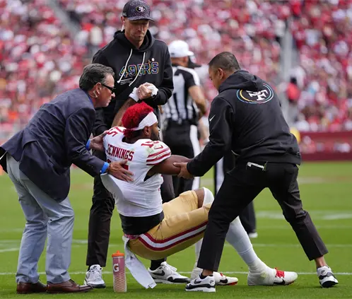 ¡Juega con cinco costillas rotas! La dura confesión de Jauan Jennings (Photo by Thearon W. Henderson/Getty Images) ¡Juega con cinco costillas rotas! La dura confesión de Jauan Jennings (Photo by Thearon W. Henderson/Getty Images)