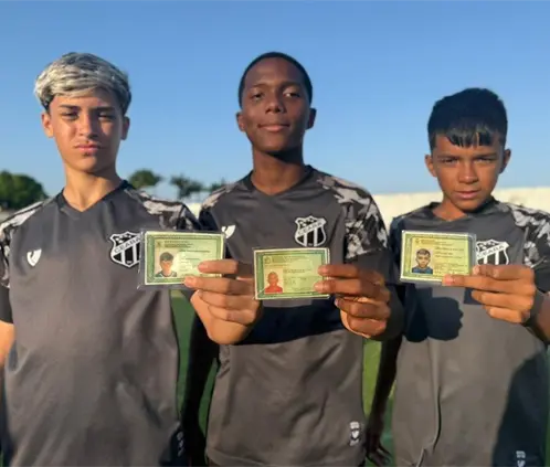 Messi, Iniesta y Neymar vuelven a jugar juntos en Brasil (https://x.com/Noitedecopa) Messi, Iniesta y Neymar vuelven a jugar juntos en Brasil (https://x.com/Noitedecopa)