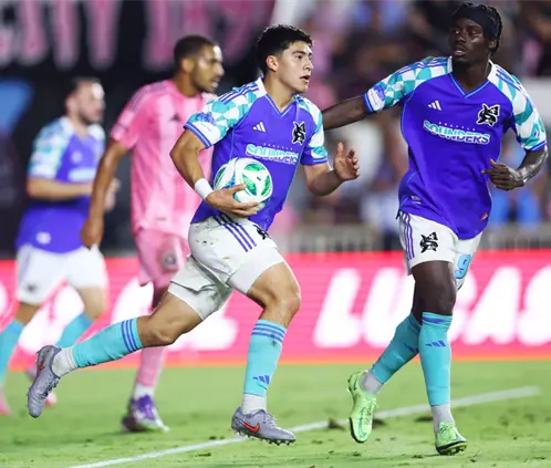 Obed Vargas estaría cerca de firmar con el Sporting Lisboa de Portugal, rechazando la opción de jugar en Tigres. Getty Images Obed Vargas estaría cerca de firmar con el Sporting Lisboa de Portugal, rechazando la opción de jugar en Tigres. Getty Images