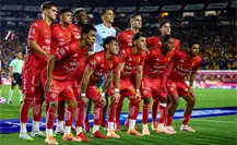 Jugador del Necaxa golpea a niño fan de Tigres en el Universitario