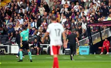 Hansi Flick del Barcelona es expulsado y queda fuera de El Clásico contra Real Madrid