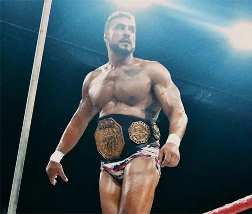 Alberto El Patrón reveló que fue víctima de racismo en su paso por la WWE. @albertopatronpromotions