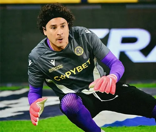 Memo Ochoa perdió el Clásico de Limassol con el AEL por 4-0. @ael_fc_official