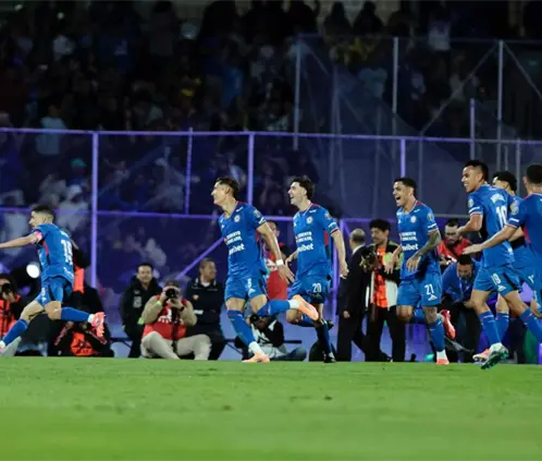 Una nueva edición del Clásico Joven nos trae a Cruz Azul y América en plan grande dentro del torneo Una nueva edición del Clásico Joven nos trae a Cruz Azul y América en plan grande dentro del torneo