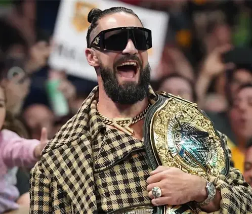 Seth Rollins estaría fuera de la WWE hasta por seis meses al requerir operación en un hombro. @WWE