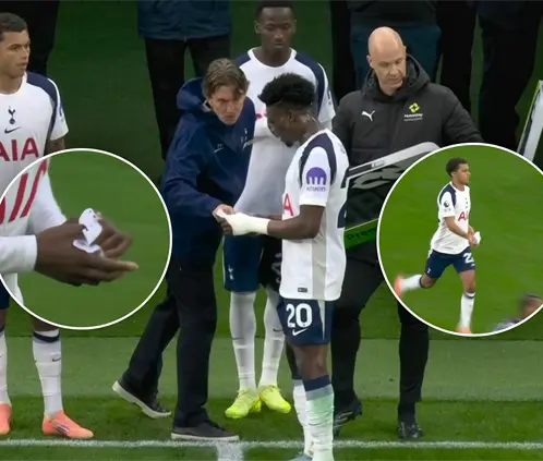 Tottenham copia la fórmula del papelito al Chelsea: ¿La nueva moda de la Premier League? (Foto: Captura Premier League)