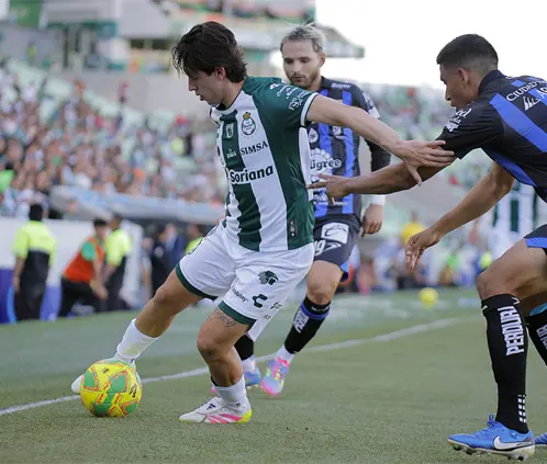 Santos busca alargar su buen momento ante Querétaro. Getty Images Santos busca alargar su buen momento ante Querétaro. Getty Images