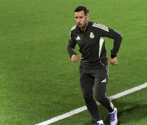 Jesús Gutiérrez, ex Preparador Físico de Tigres Femenil, se sumó al cuerpo técnico del Real Madrid Femenil. @10_guti_10 Jesús Gutiérrez, ex Preparador Físico de Tigres Femenil, se sumó al cuerpo técnico del Real Madrid Femenil. @10_guti_10