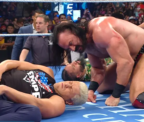 Friday Night Smackdown volvió con una nueva edición llena de emoción desde Arizona. Friday Night Smackdown volvió con una nueva edición llena de emoción desde Arizona.