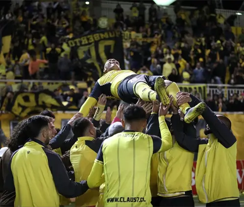 Humberto Suazo se retiró oficialmente a los 44 años con el San Luis de Quillota de Chile. @sifup Humberto Suazo se retiró oficialmente a los 44 años con el San Luis de Quillota de Chile. @sifup