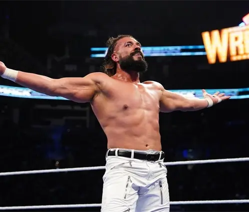 El luchador mexicano Andrade podría recibir otra oportunidad de la WWE, a solo un mes de haber sido despedido. @WWE El luchador mexicano Andrade podría recibir otra oportunidad de la WWE, a solo un mes de haber sido despedido. @WWE