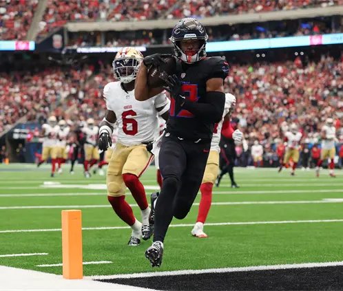 San Francisco 49ers llegan como favoritos ante unos Texans irregulares; su defensa y mejor ritmo apuntan a una victoria cerrada. San Francisco 49ers llegan como favoritos ante unos Texans irregulares; su defensa y mejor ritmo apuntan a una victoria cerrada.