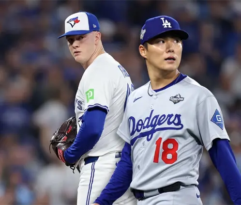 Los Ángeles Dodgers vs. Toronto Blue Jays: ¿Cómo y dónde ver el juego 3 de la Serie Mundial de Grandes Ligas? (Photo by Emilee Chinn/Getty Images) Los Ángeles Dodgers vs. Toronto Blue Jays: ¿Cómo y dónde ver el juego 3 de la Serie Mundial de Grandes Ligas? (Photo by Emilee Chinn/Getty Images)